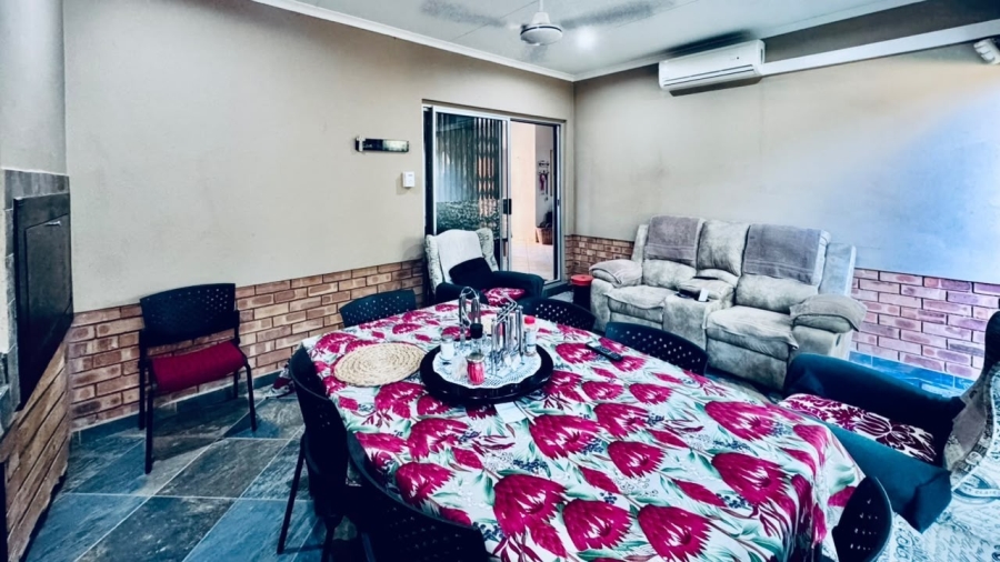 3 Bedroom Property for Sale in Waterkloof East North West